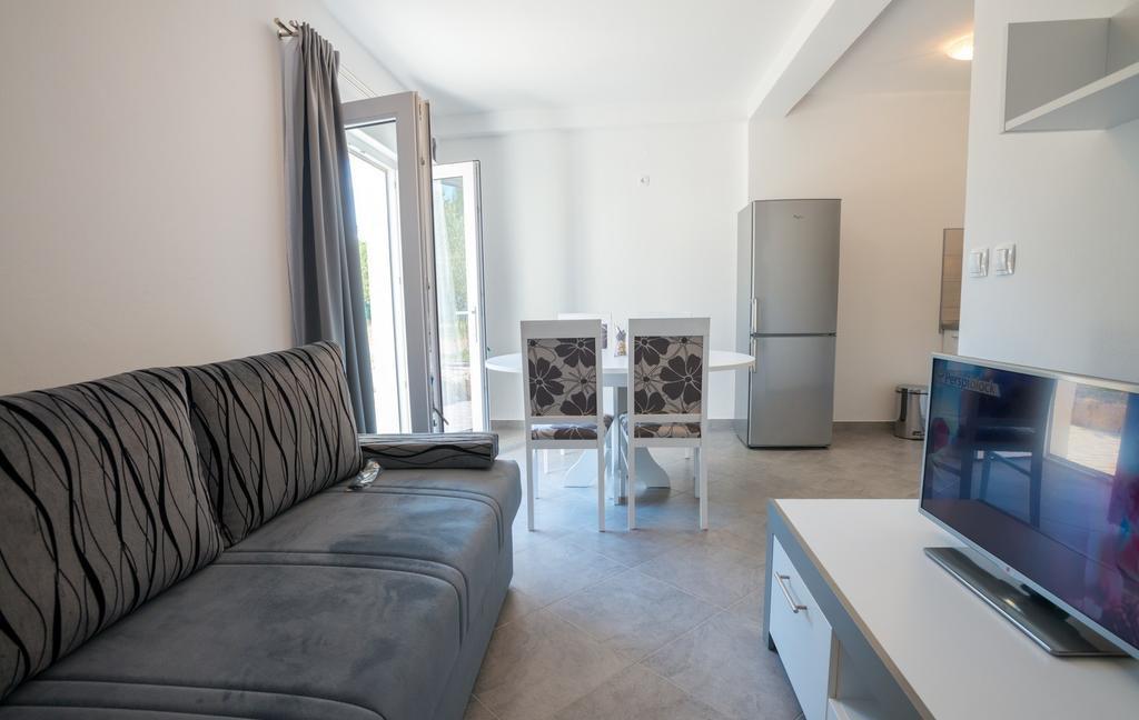 Rujno Apartments Starigrad Paklenica Habitación foto